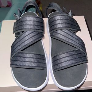 Adidas 90’s Sandal